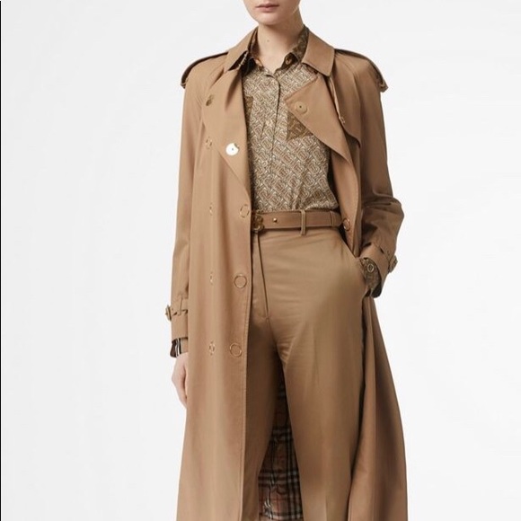 Burberry Jackets & Blazers - Burberry trench